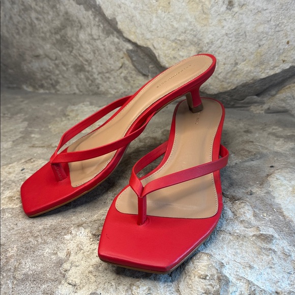 By Anthropologie Thong Kitten Heels - Picture 3 of 6